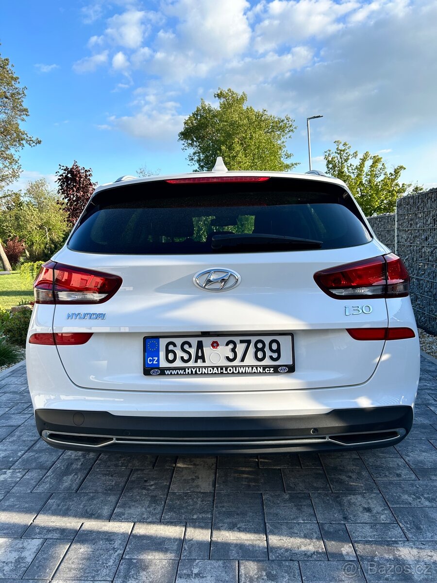 Hyundai i30, 1,5I MT SMART,v záruce do 2028 - 4
