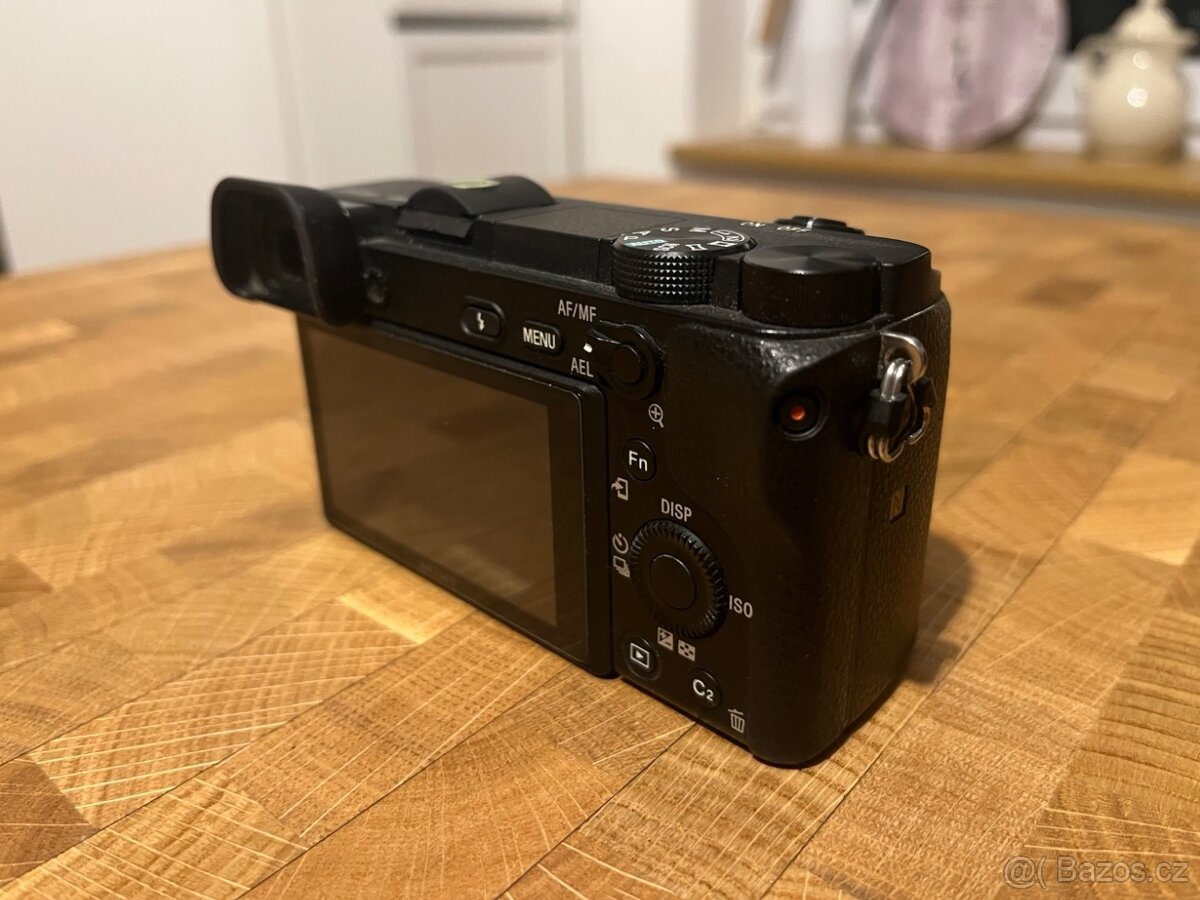 Sony A6300 + klec - 4