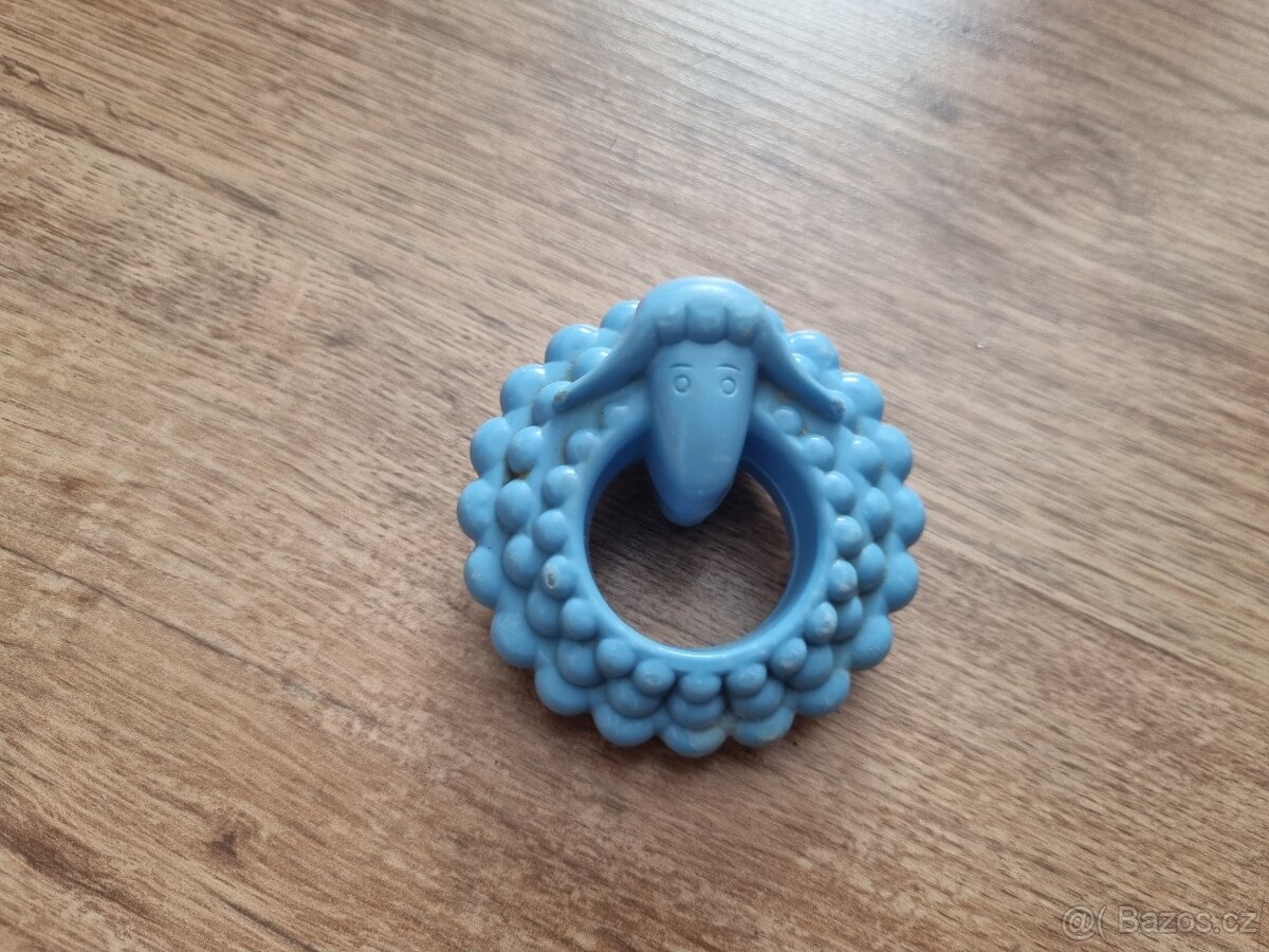 Staré hračky, retro hračky. - 4