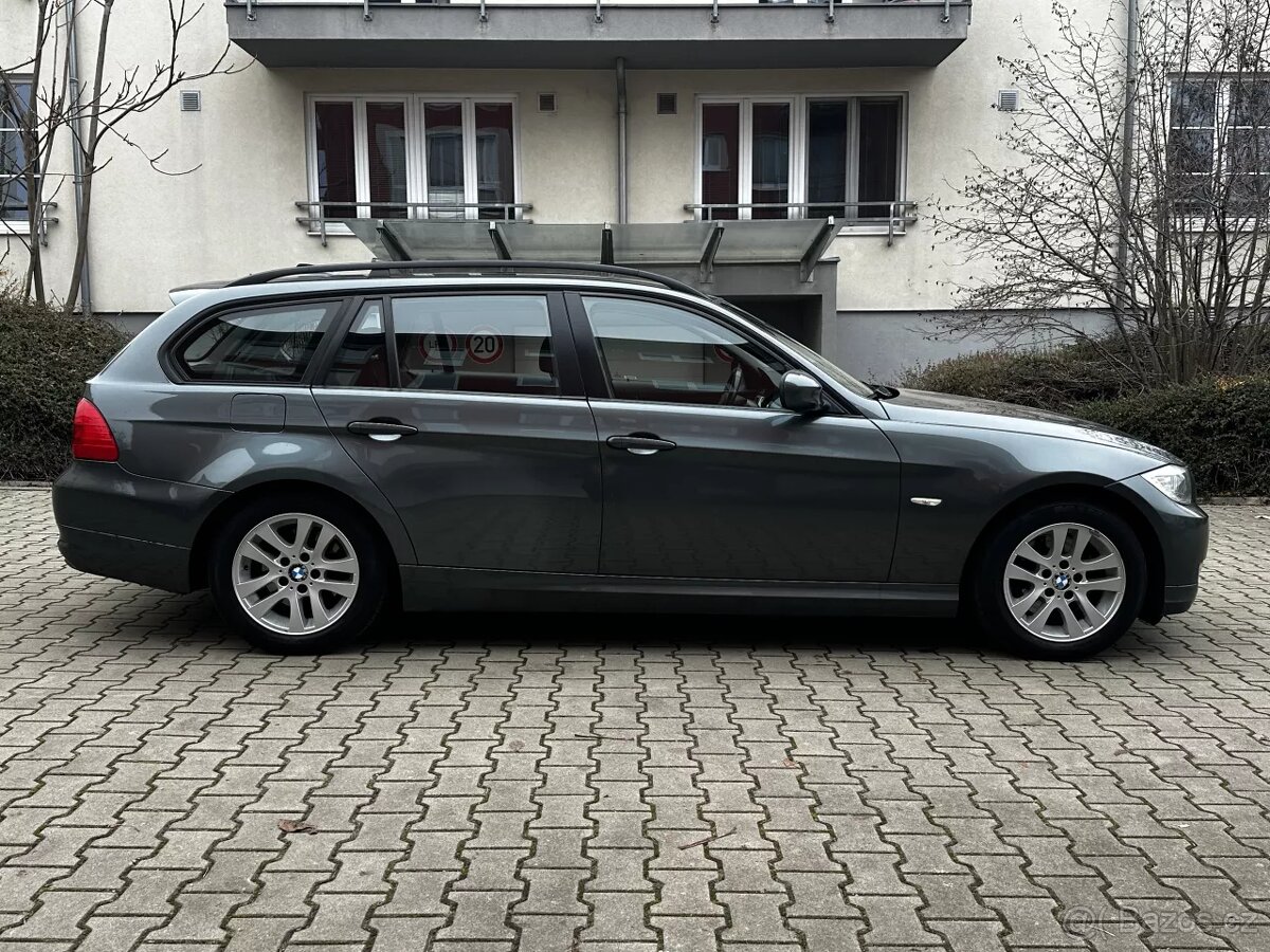 BMW Řada 3 E91 320i 125kW Combi Facelift Tempomat Serviska - 4