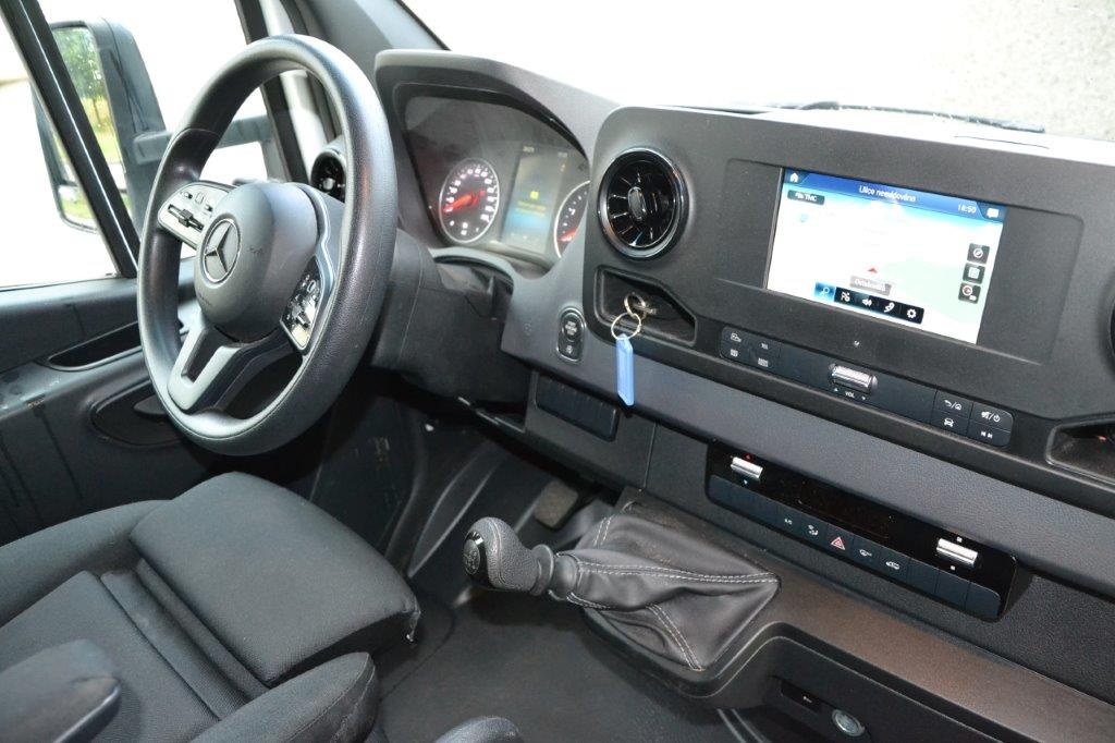 Mercedes-Benz Sprinter 316 BOX 2021 velká výbava - 4
