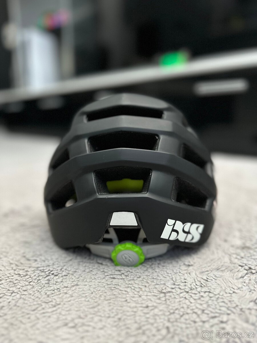 Prodám Enduro-Trail přilbu IXS Trail RS - NOVÁ - 4