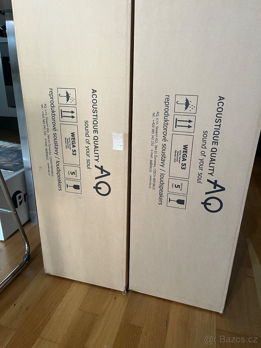 AQ Wega 53 MKIII černý jasan + kabely 3 m - 4