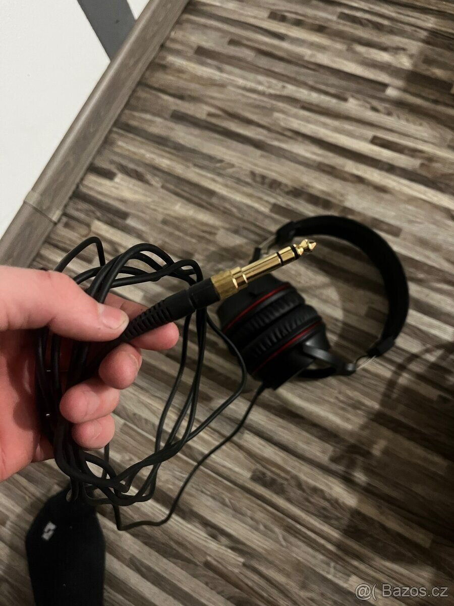 Focusrite Scarlett Solo Studio+mix.pult+akustický panel - 4