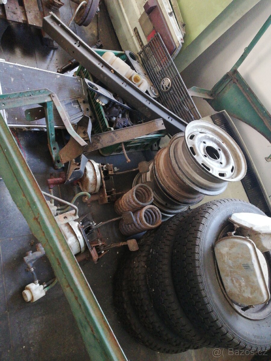 Škoda 120 náhradní díly - 4