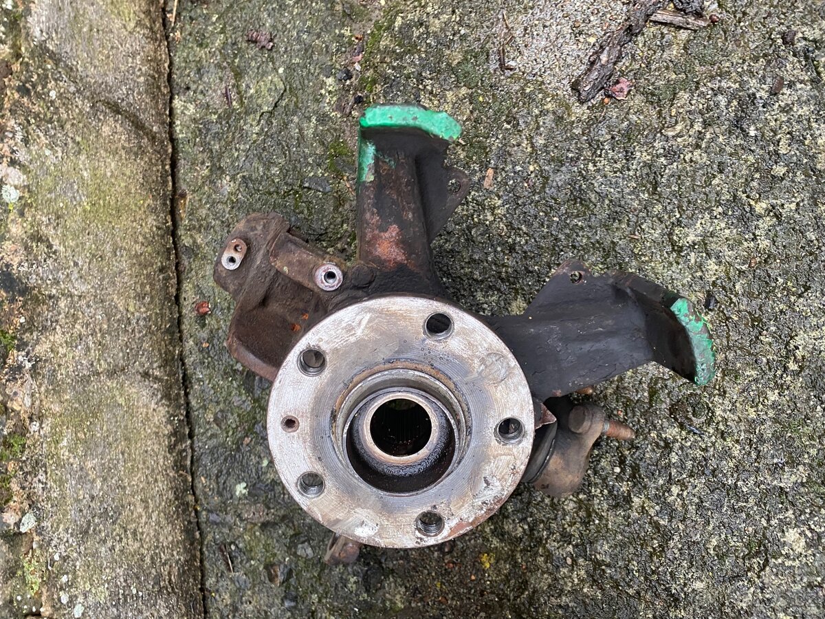 těhlice z Octavia 2 1.9 TDi - 4