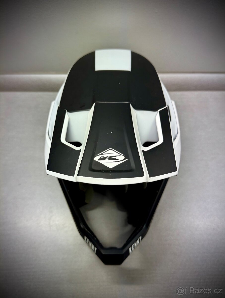 Cyklo přilba Kenny - integrální - 4