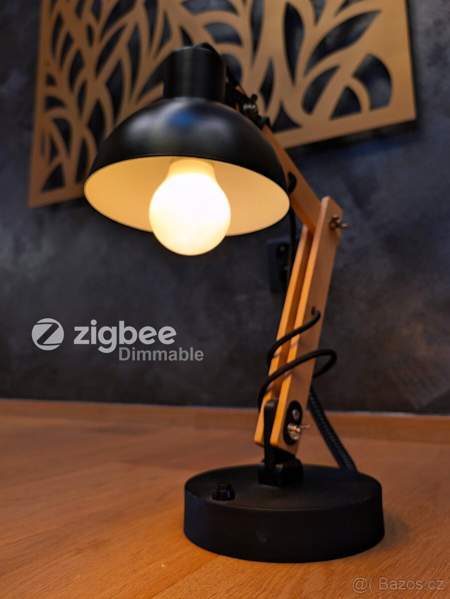 Zigbee stmívatelná stolní lampa - 4