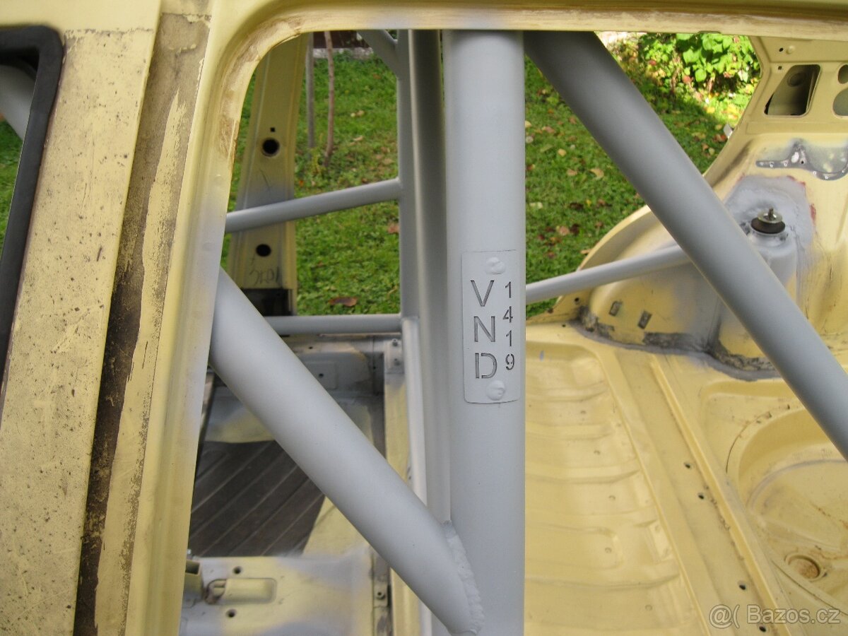 Škoda Favorit závodní - 4