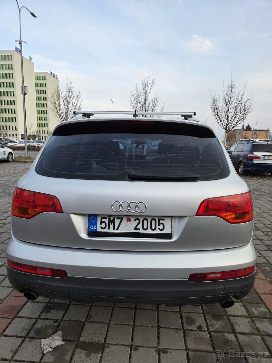 Audi Q7 - 4
