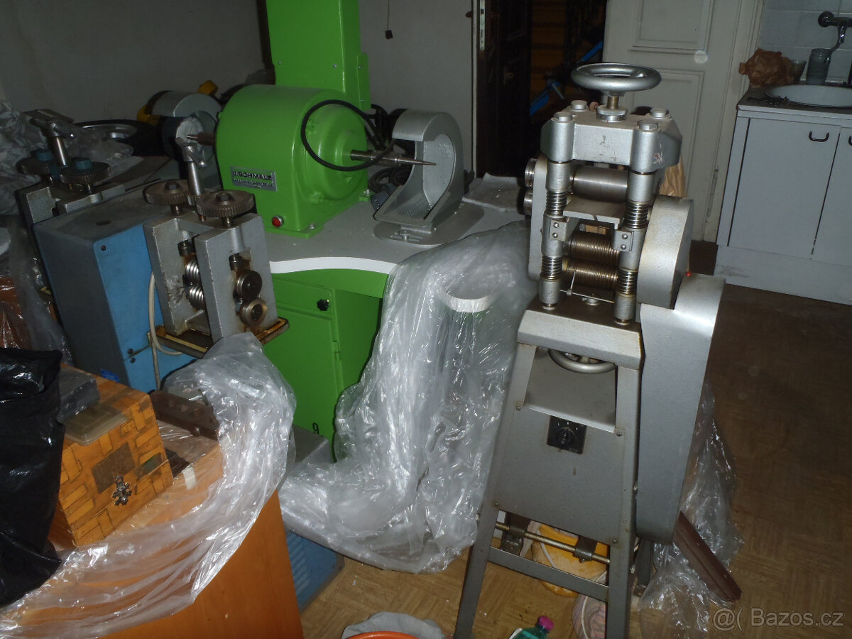 Prodám zlatnickou elektrickou italskou válcnu - 4