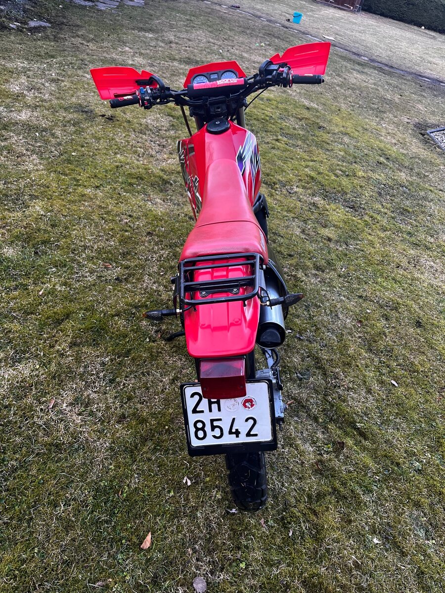 kawasaki kmx 125 - 4