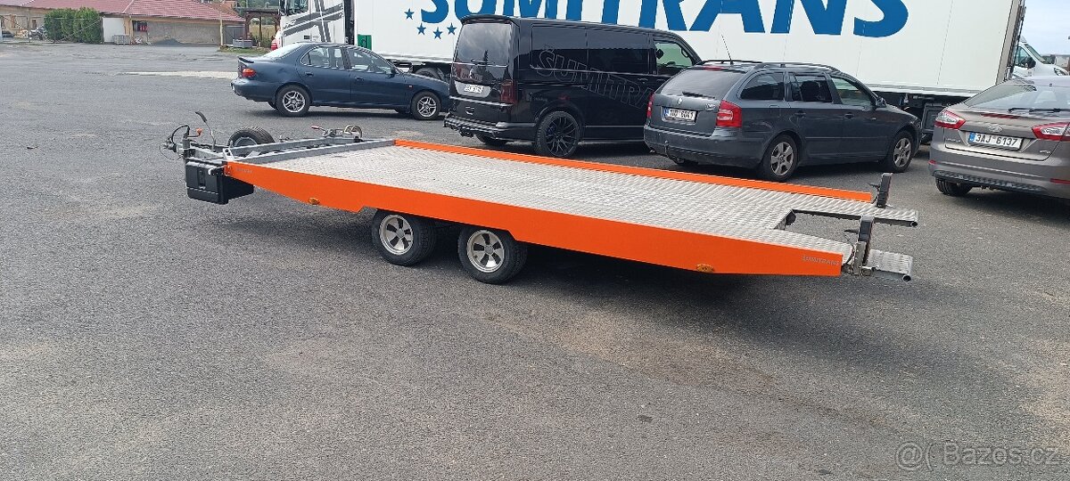 Prodám kvalitní Německý autopřepravnikVM MEYER r.v 2013