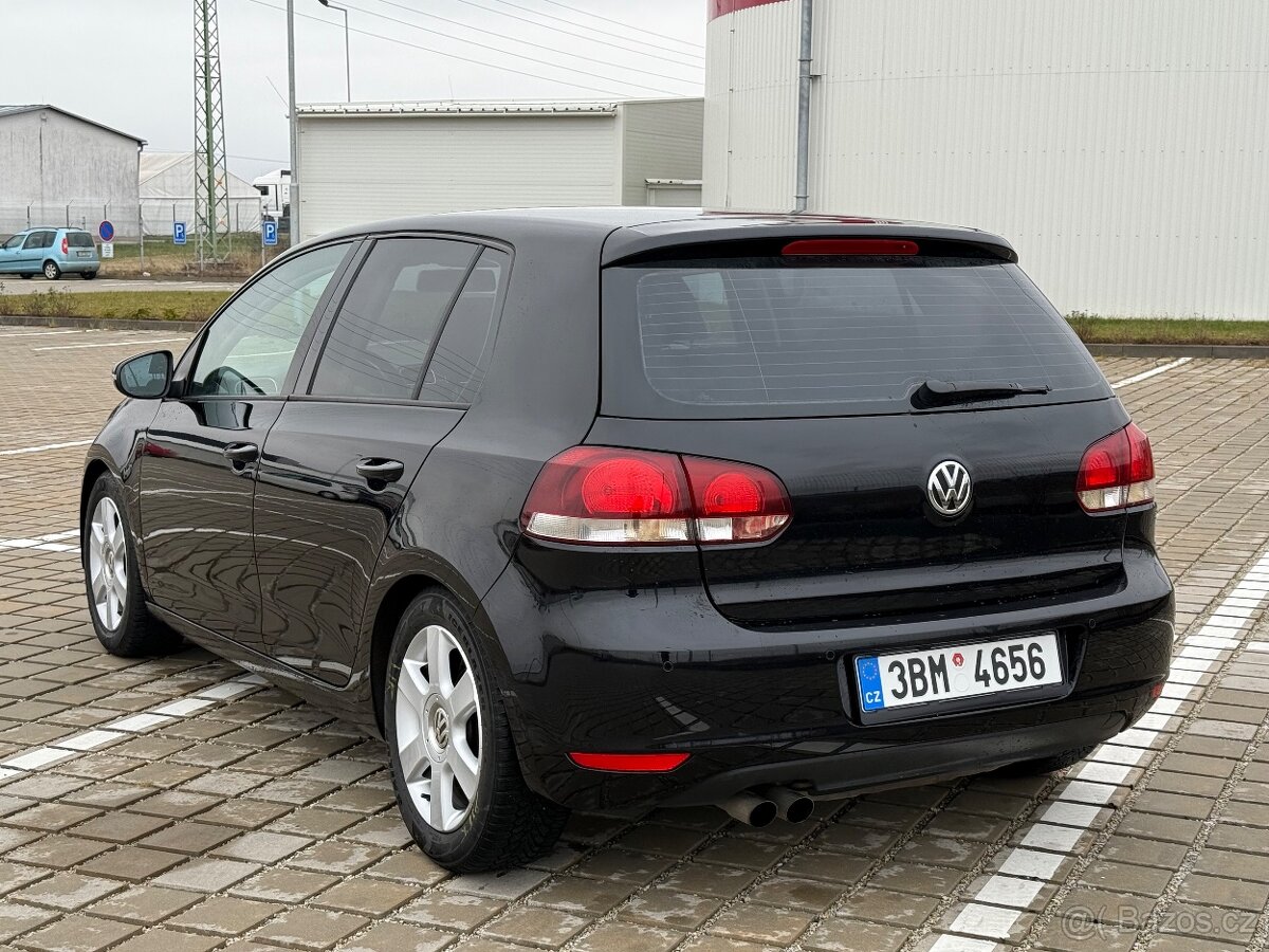 Volkswagen Golf VI • 1.4 TSI 90 kW • NOVÉ ROZVODY • 2 x pneu - 4