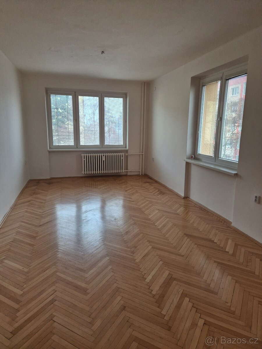 Pronájem bytu 2+1 Most - 4