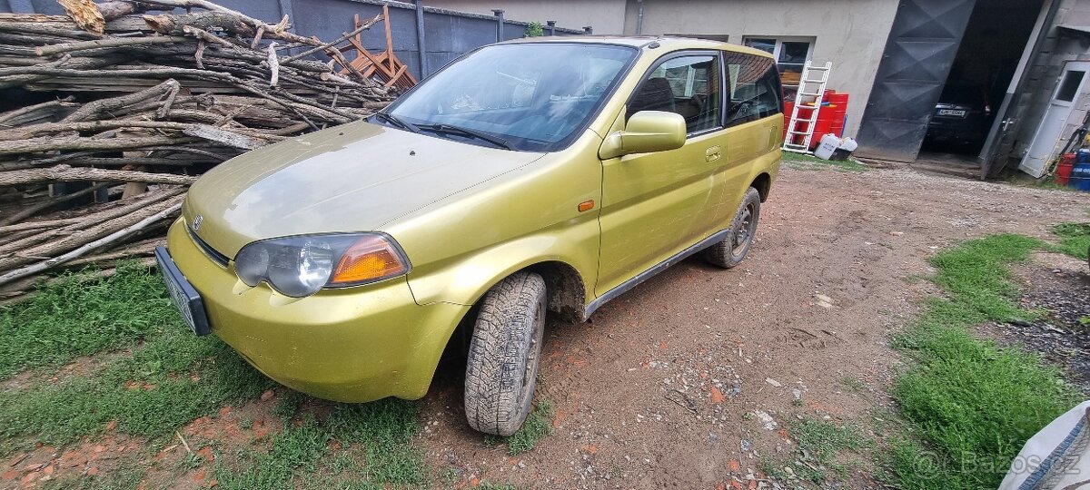 Honda Hrv na náhradní díly rv. 2001 - 4