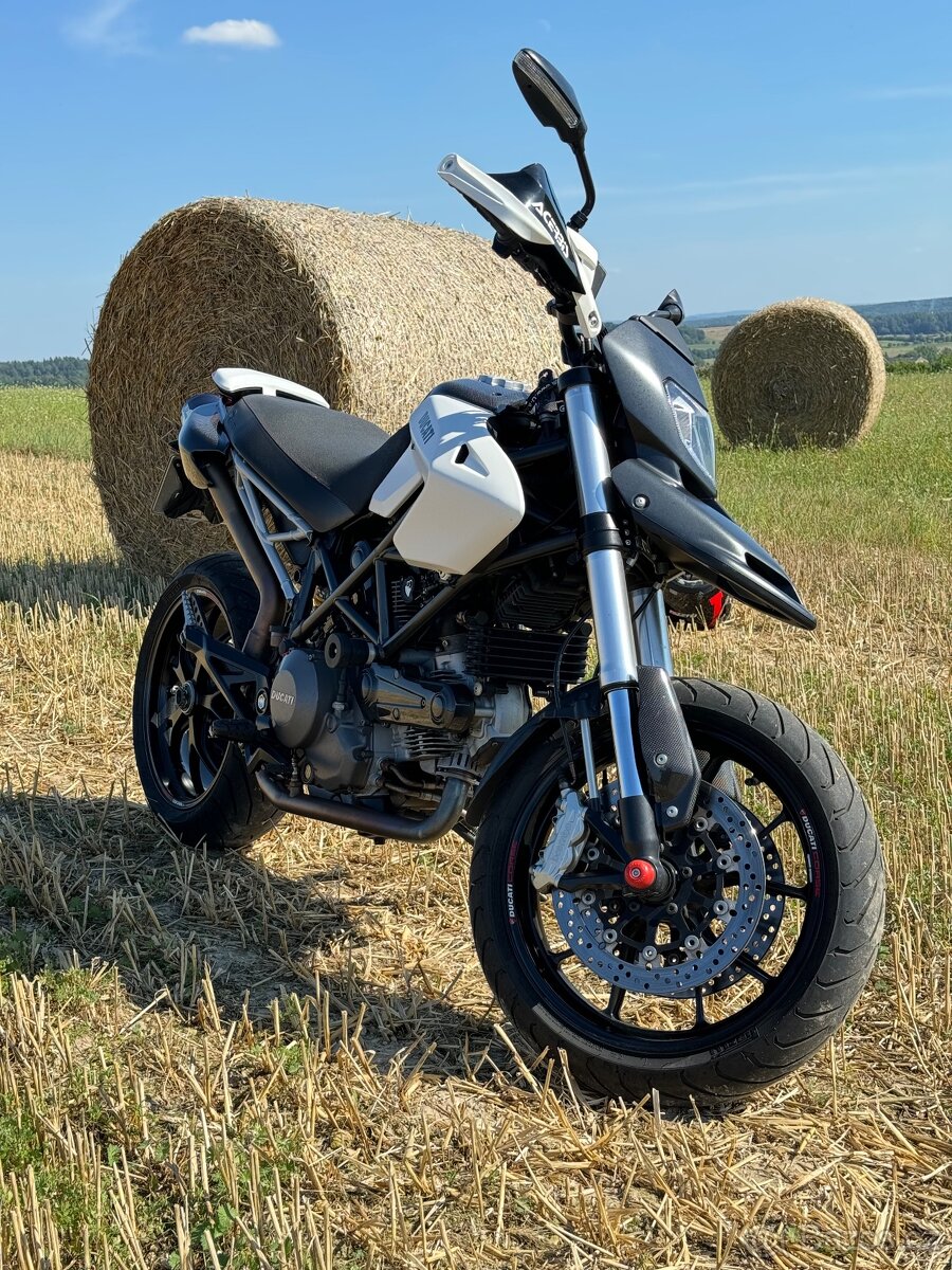 Ducati 796 Hypermotard - 4