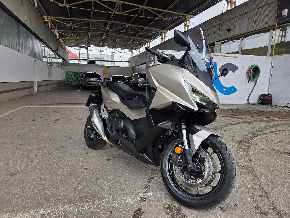 Honda Forza 750 - novy model - 4