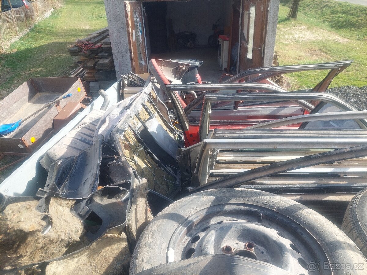 Mercedes W124 díly - 4