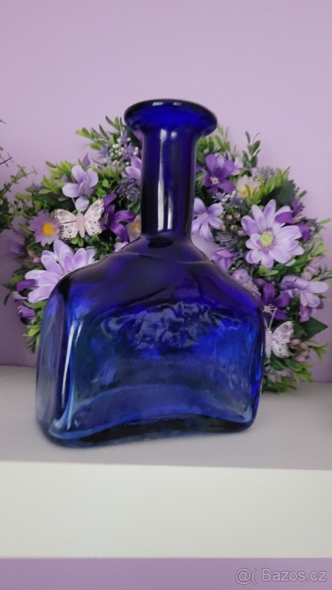 Modrá velká láhev - 4