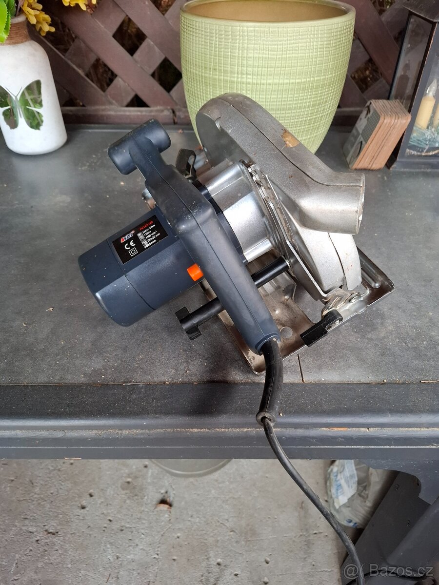 Ruční elektrické nářadí - 4