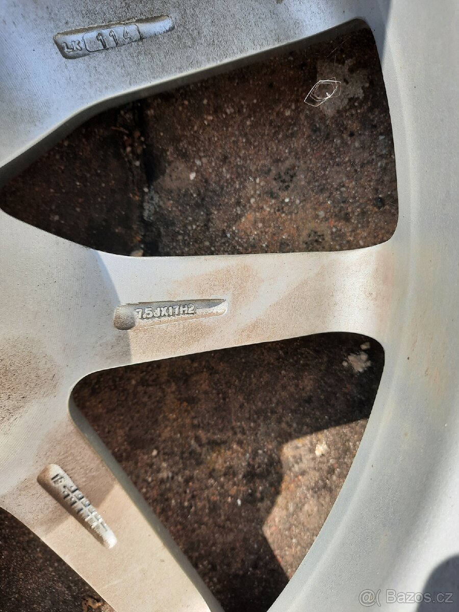 Prodám pneu - 4