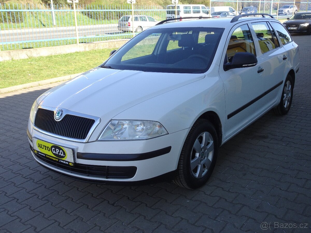 Škoda Octavia 1.6i Combi, DPH - 4