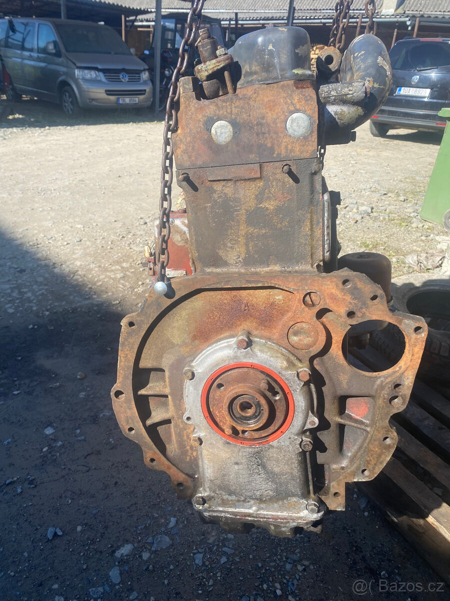 Motor zetor 5501 - 4