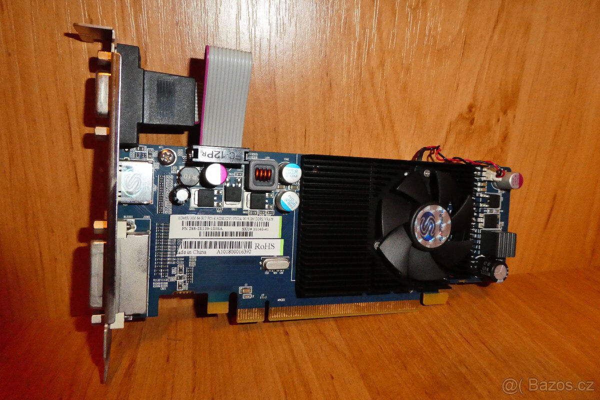 grafické karty do PCI-E slotů - 4