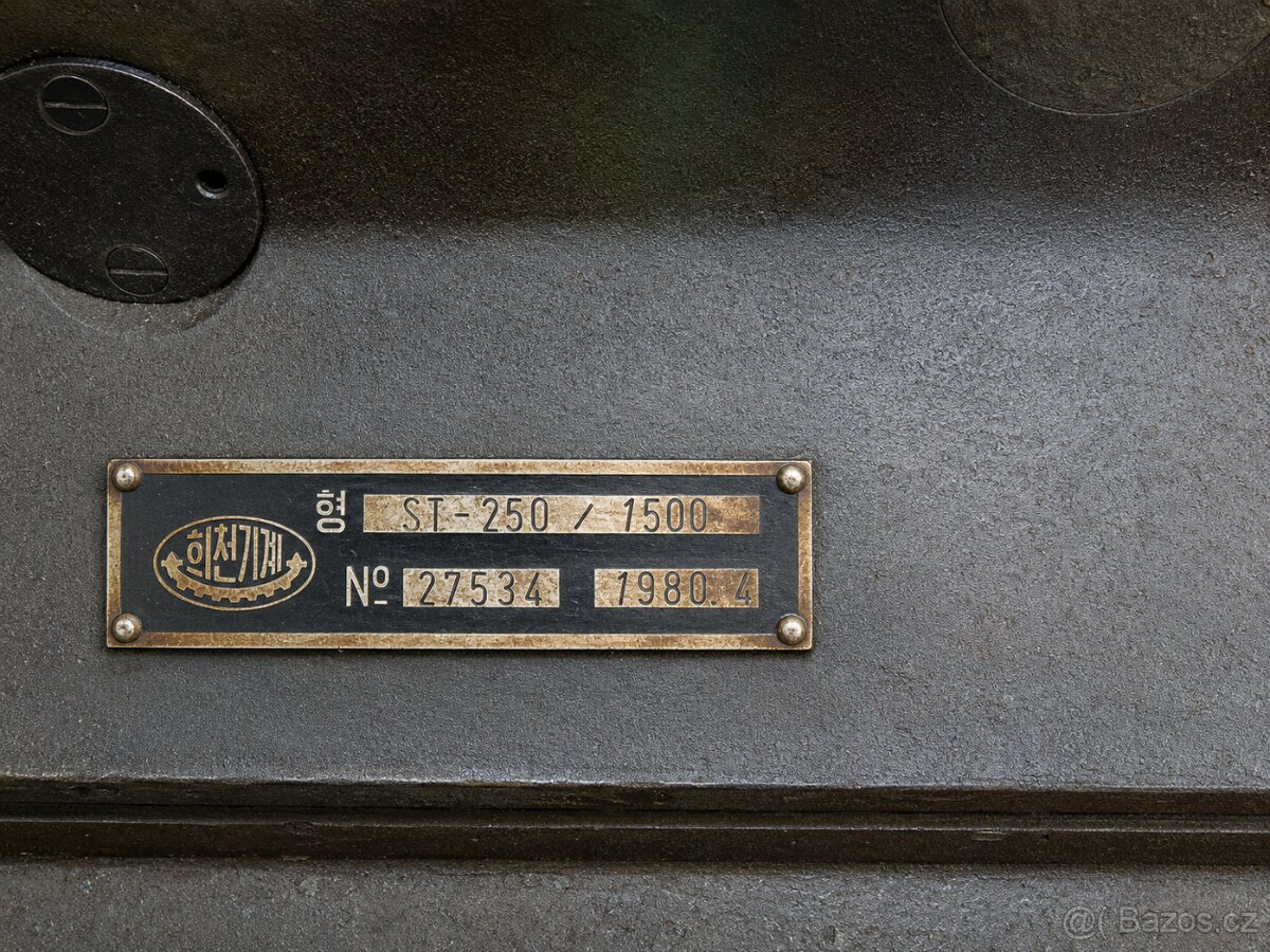 Korejský soustruh S1-250/1500 - 4