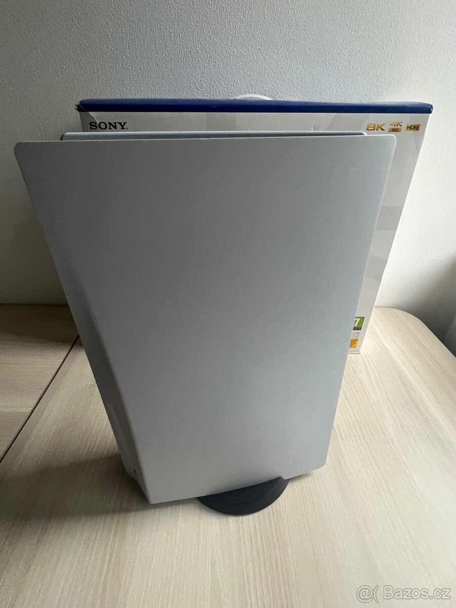 Herní konzole PS5 / PlayStation 5 Digital - 4