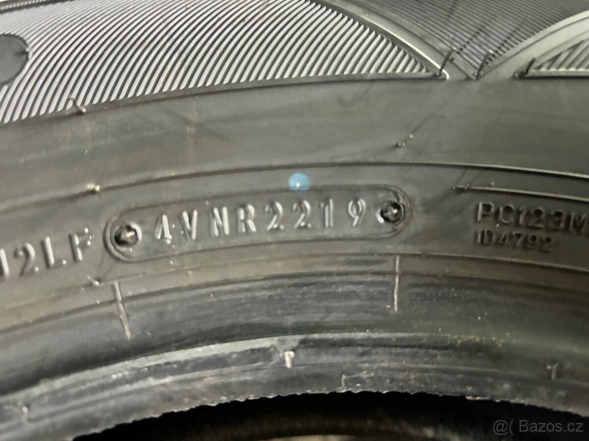 215/65/17 nové letní pneu - 4