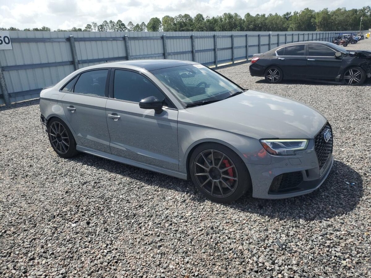 Audi RS3 2019 - 4