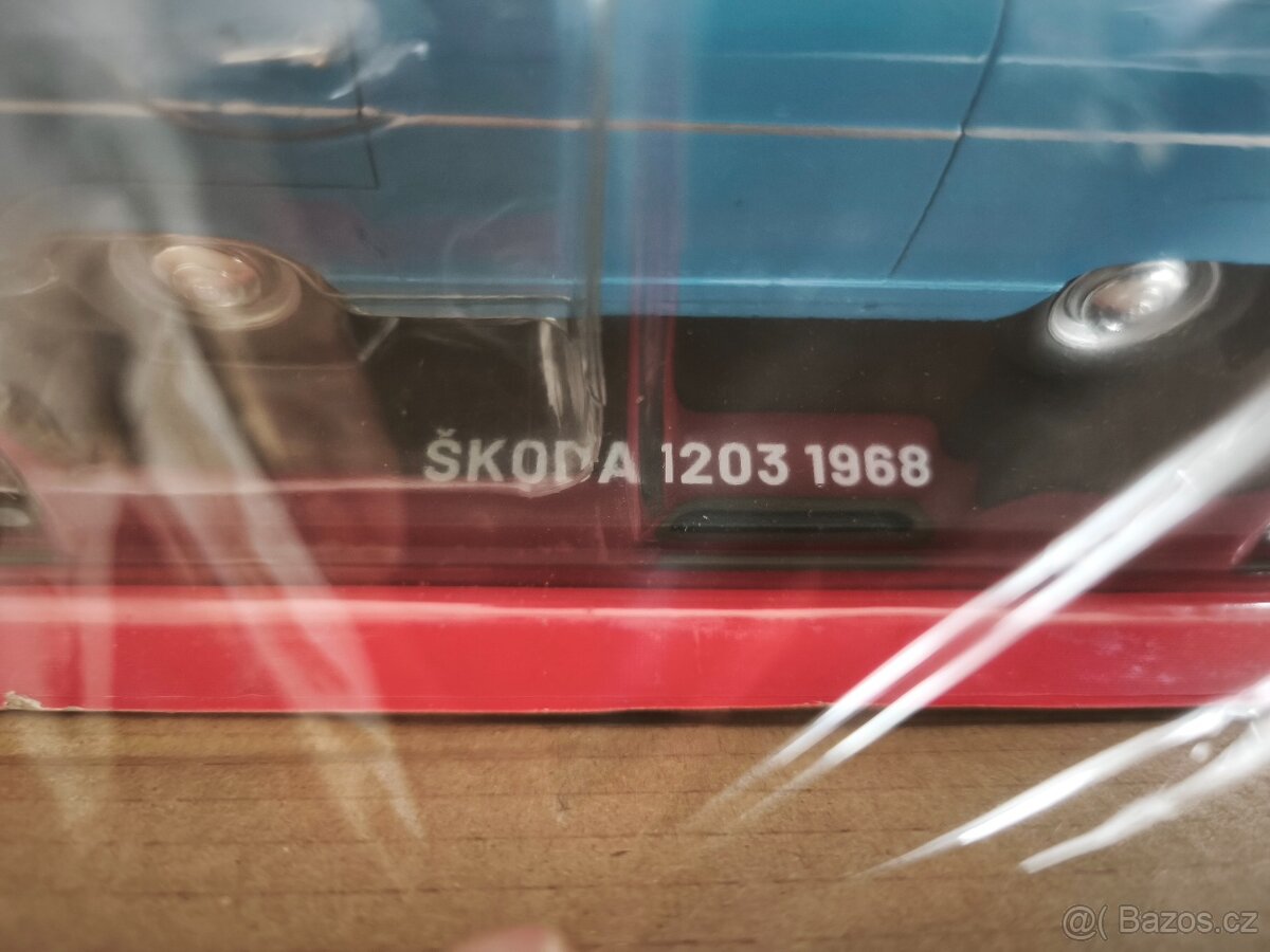 Hachette 1:24 Škoda 1203 - 1968 - 4