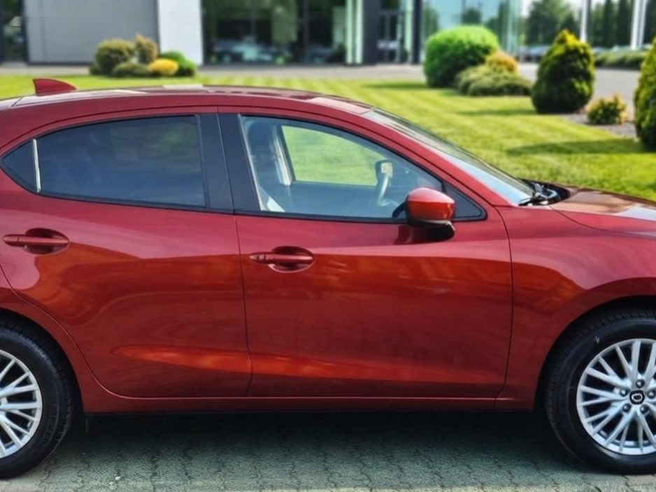 Mazda 2 - 4