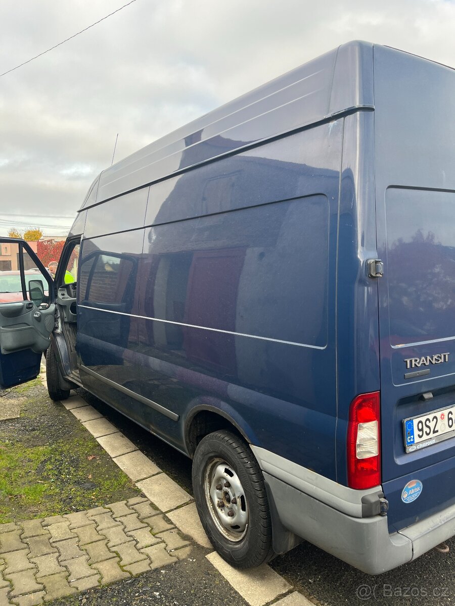 Prodám Ford Transit 2.2 - 4