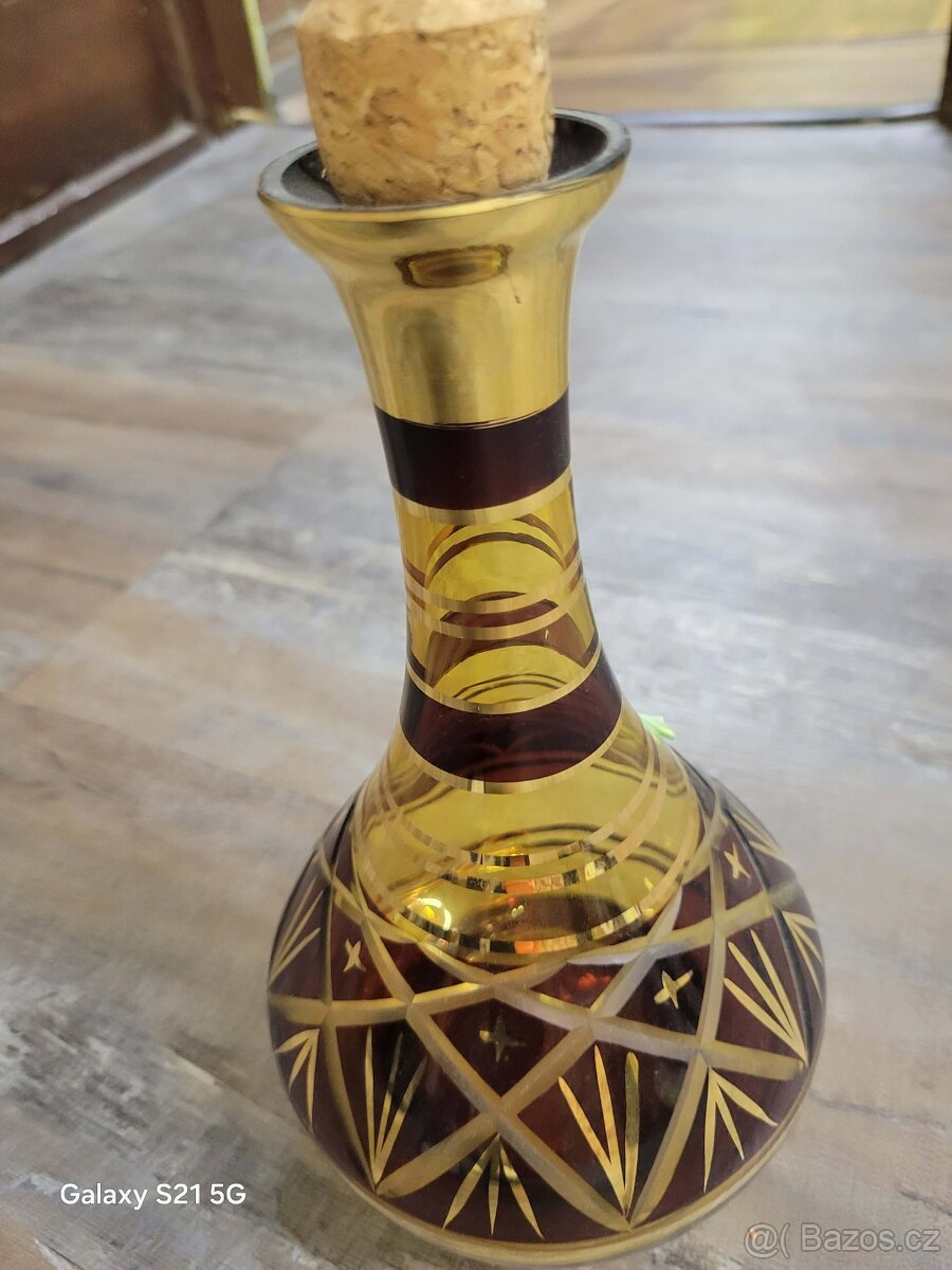 Křišťál a porcelán - 4