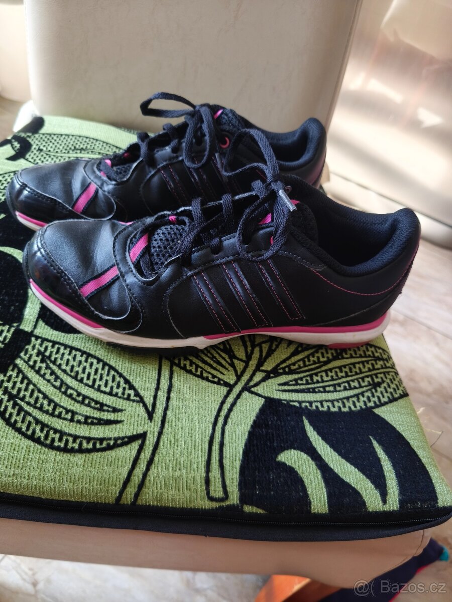 Dívčí botasky Adidas vel.37 - 4