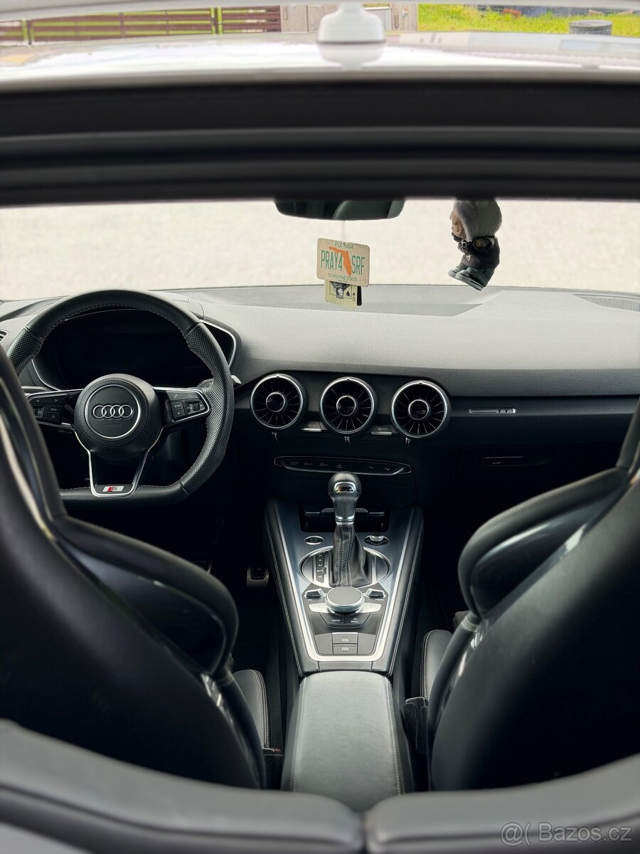 AUDI TT 2.0 TFSI S-line - 4