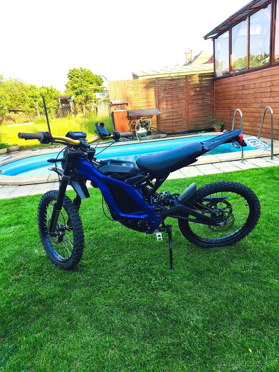Sur-ron Light Bee L1 elektro motorka s SPZ