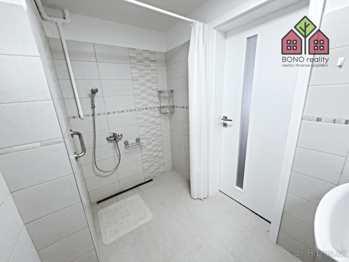 RD 3+1 s možností půdní vestavby, zahrada, pozemek 740 m2, o - 4