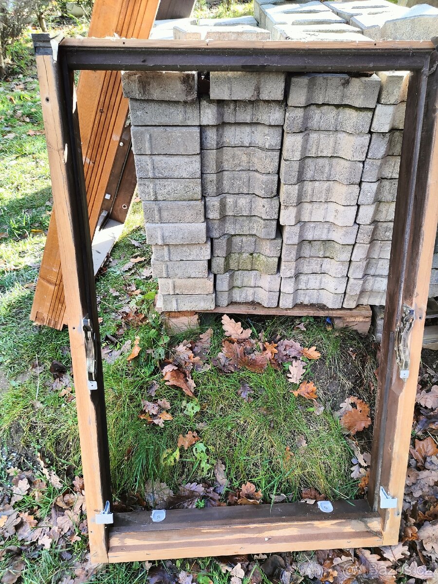 Prodám okna Velux - 4