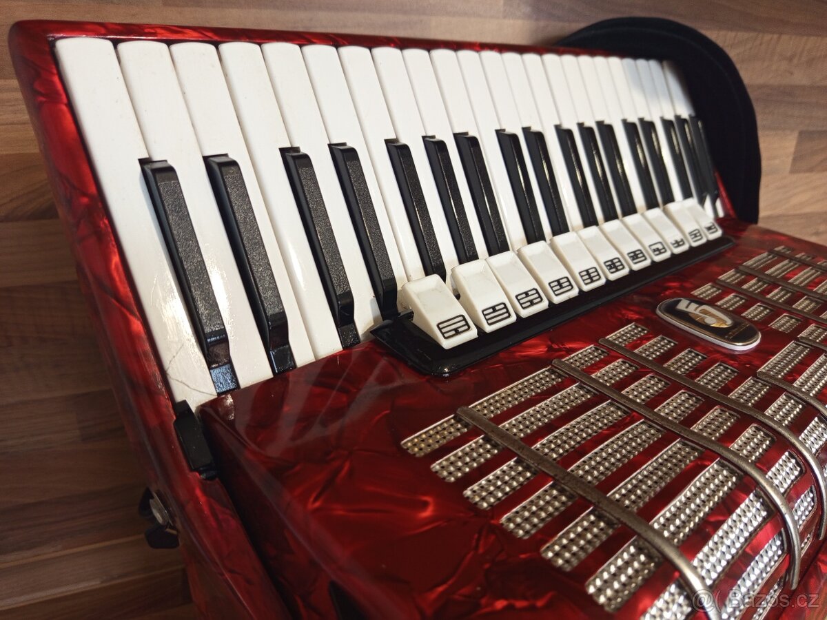 Akordeon (harmonika, heligonka) Weltmeister - 4
