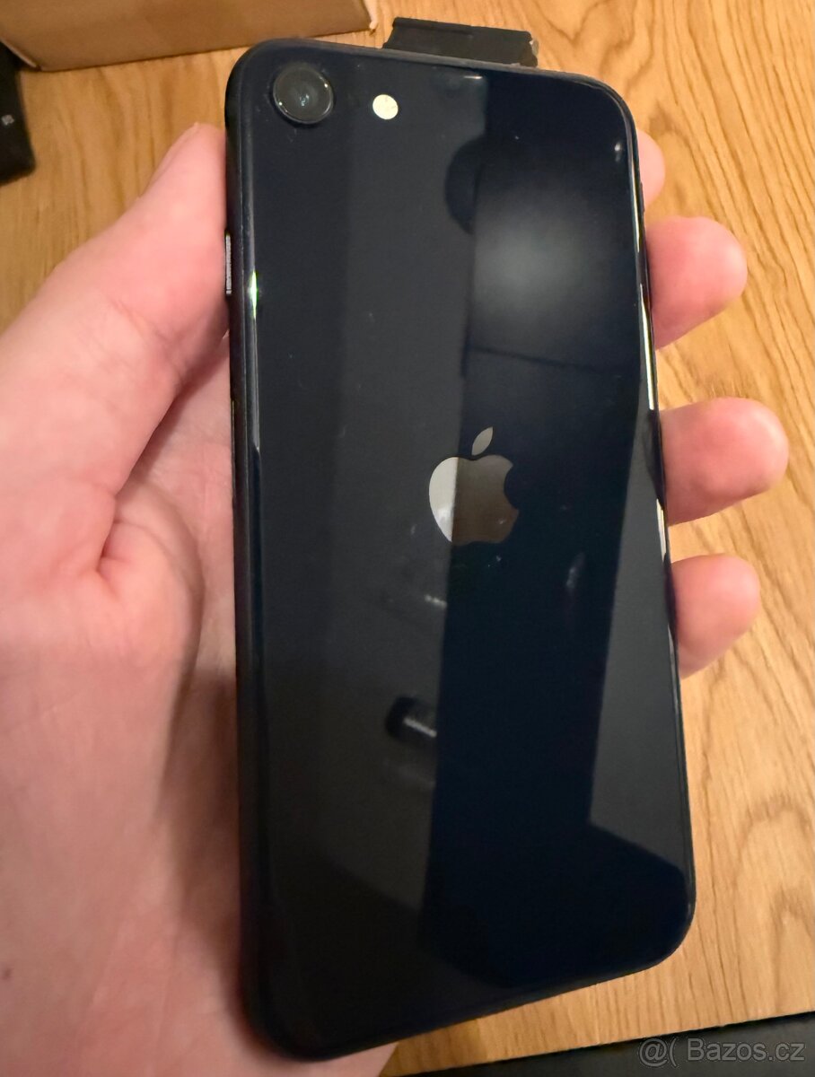 iPhone 6 SE 2022 - 4