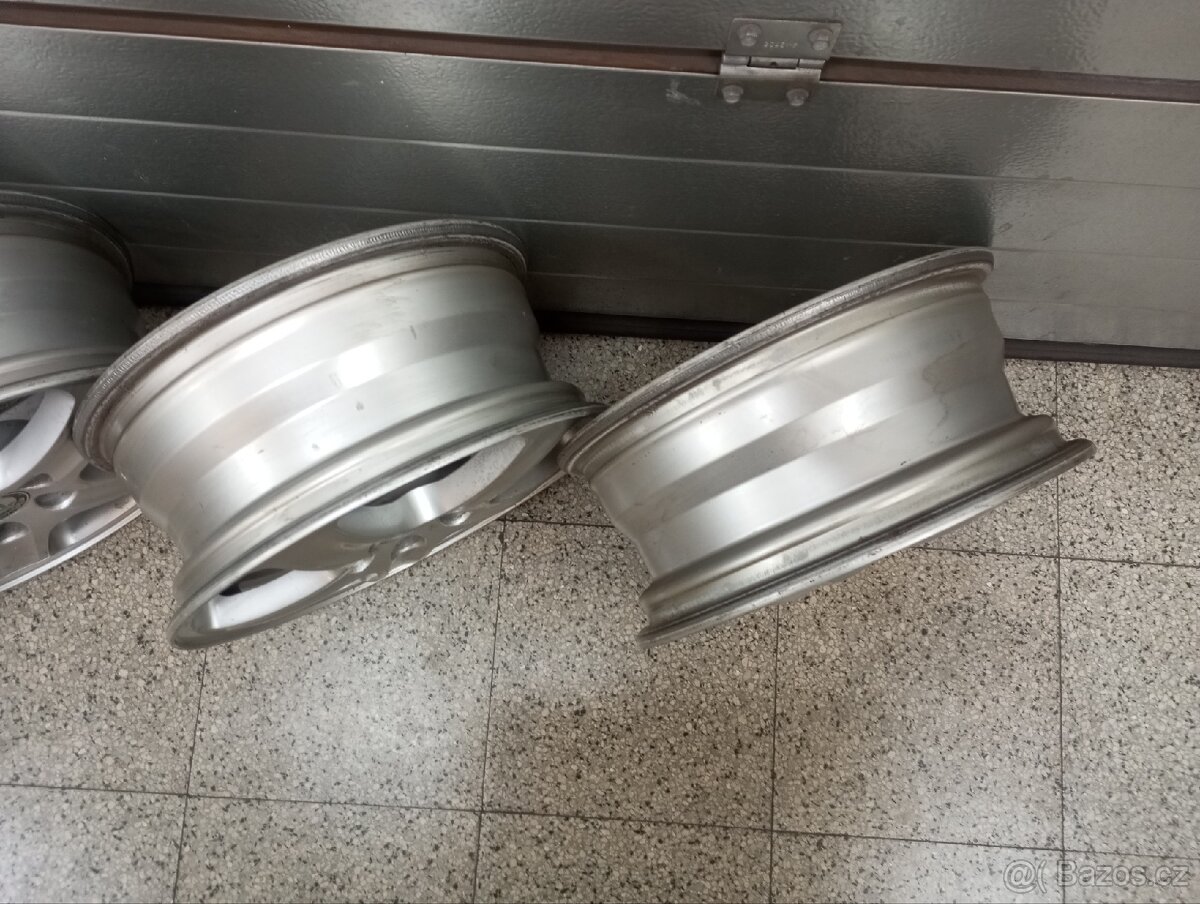 ALU kola 15" originál Škoda Octavia - 4