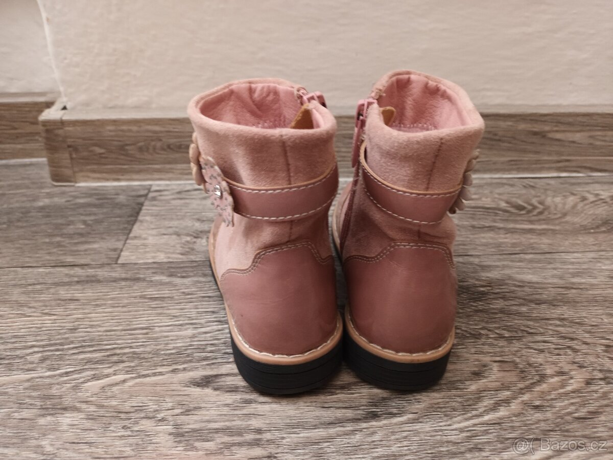 Nové, nenošené růžové dětské polobotky, vel. 26 - 4
