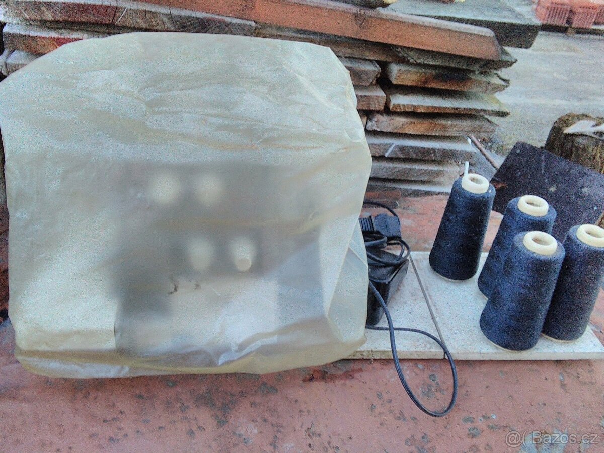 Šicí stroje - 4