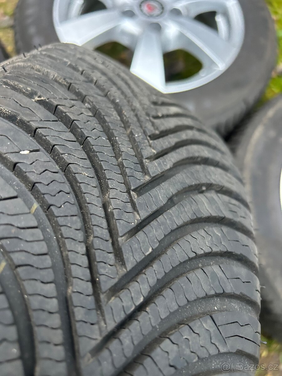 Zimní sada 5x120 r16 205/60/16 Michelin - 4