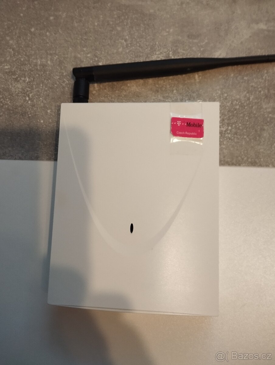 Prodám elektronické zabezpečovací zařízení. EZS - 4