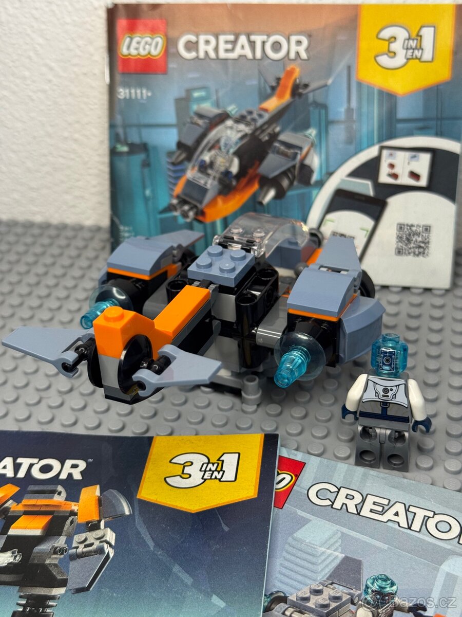 LEGO Creator 3v1 31111 - Cyber Drone - 4